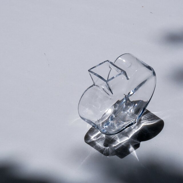 Kosta Boda】Heart Shaped Small Glass Vase / スウェーデン製