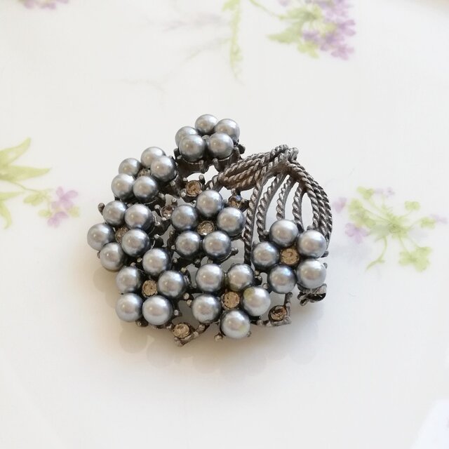 SALE❗️イミテーションアクセサリー 真珠多め❗️まとめ売り 約2.4kg ネックレス イミテーションアクセサリー イミテーション 大量まとめ