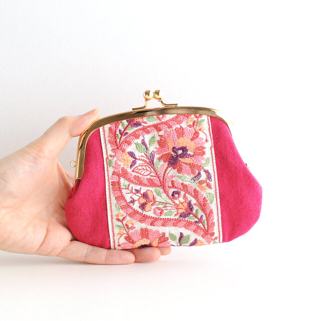 インド刺繍リボンのがま口ポーチ/お財布 ピンク | iichi 日々の暮らし