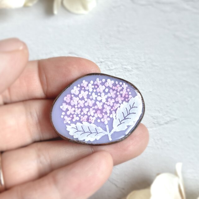 紫陽花のブローチ ステンドグラスブローチ | iichi 日々の暮らしを