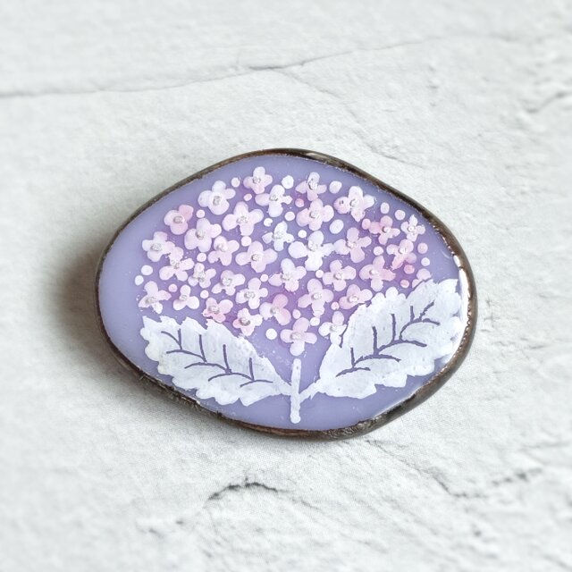紫陽花のブローチ ステンドグラスブローチ | iichi 日々の暮らしを