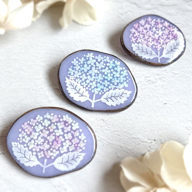 紫陽花のブローチ ステンドグラスブローチ | iichi 日々の暮らしを