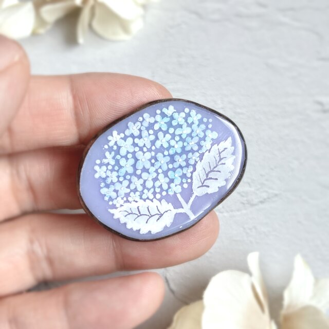 紫陽花のブローチ ステンドグラスブローチ | iichi 日々の暮らしを