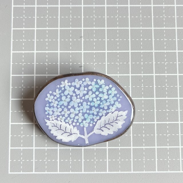 紫陽花のブローチ ステンドグラスブローチ | iichi 日々の暮らしを