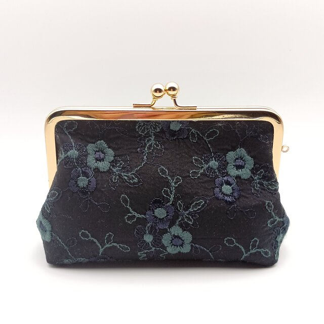 花柄刺繍 大きめがま口ポーチ 15.5cm口金 ブラック 759 | iichi 日々の