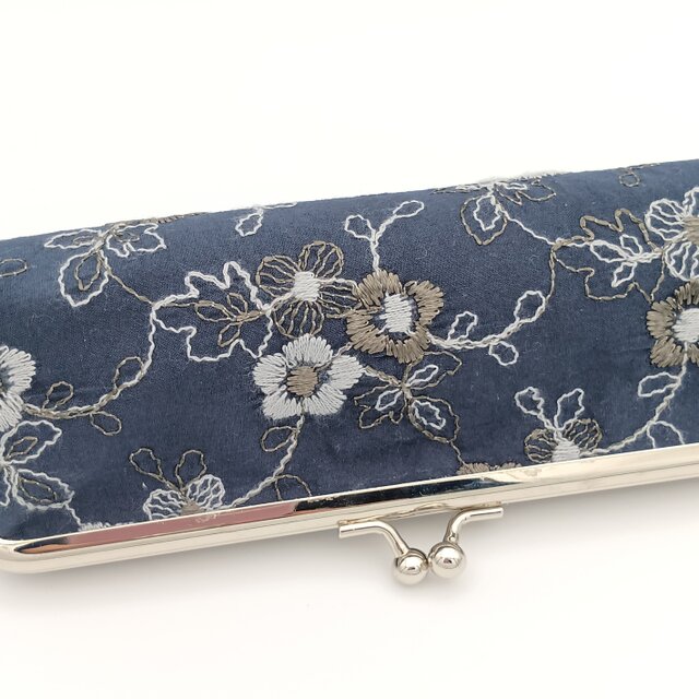 花柄刺繍 がま口ペンケース メガネケース 口金18cm 筆箱 ネイビー 763
