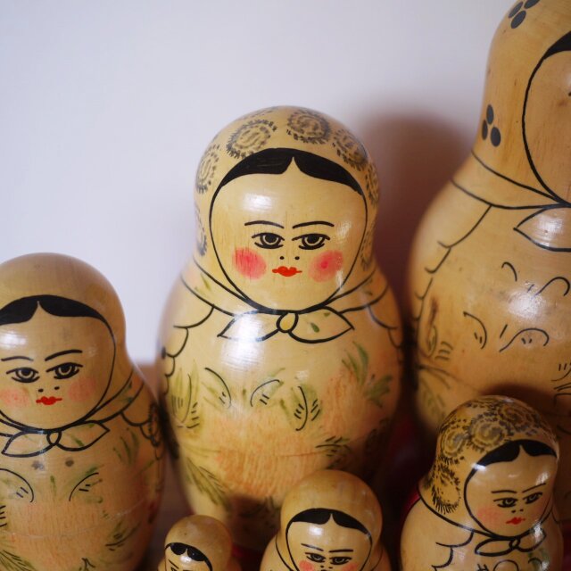 マトリョーシカ8個組 セミョーノフ ロシア USSR | iichi 日々の暮らし