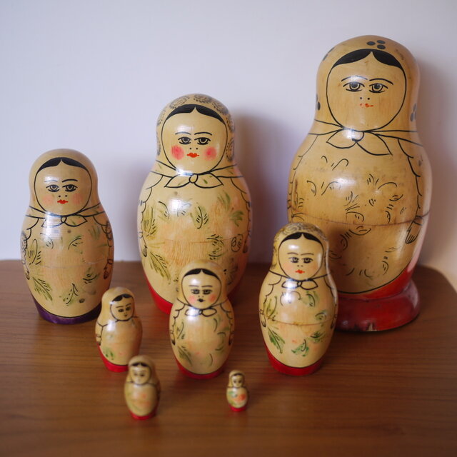 マトリョーシカ8個組 セミョーノフ ロシア USSR | iichi 日々の暮らし