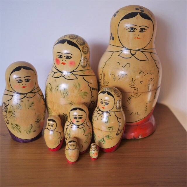 マトリョーシカ8個組 セミョーノフ ロシア USSR | iichi 日々の暮らし