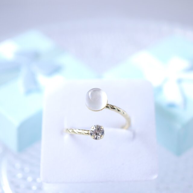 ✧小さな宝石キャンディ✧天然水晶×ホワイトシェル✧華奢見えフォーク