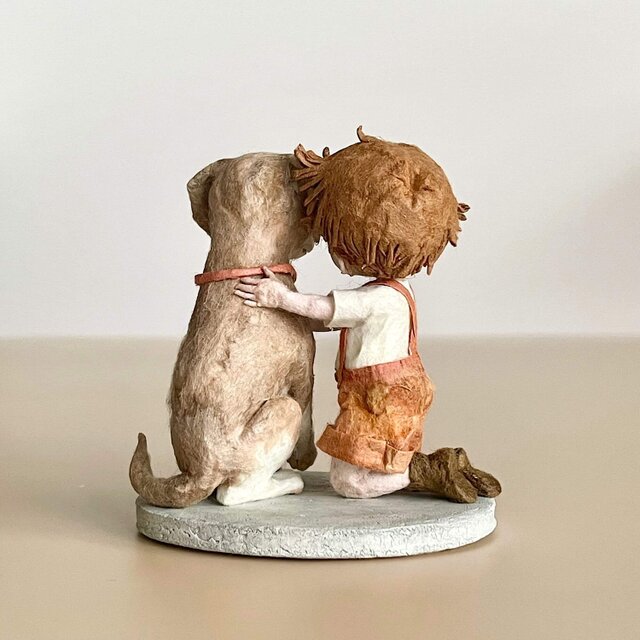 和紙人形『ずっと大切な君へ』｜愛犬と少年の思い出を形にした一点物