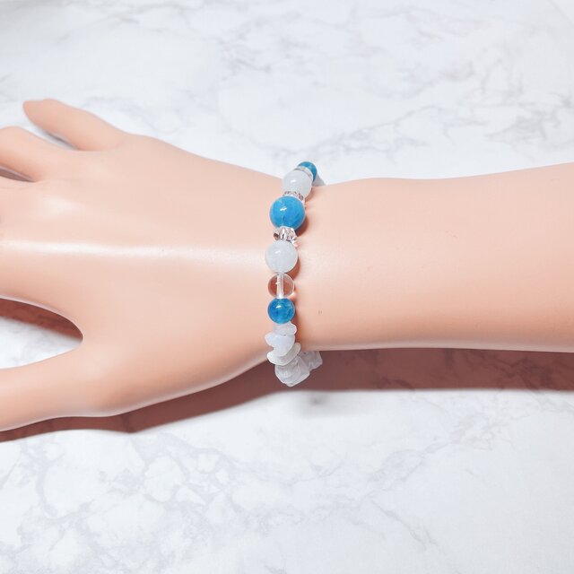 ✦海を閉じ込めた天然石ブレスレット｜アパタイト・アクアマリン