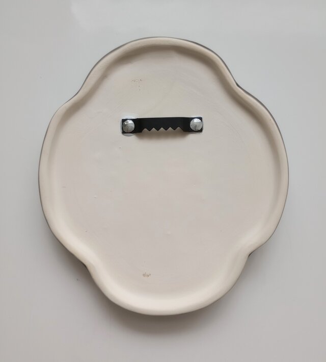訳ありB級品 夜をあるくもの 陶器の壁飾り オブジェ | iichi 日々の