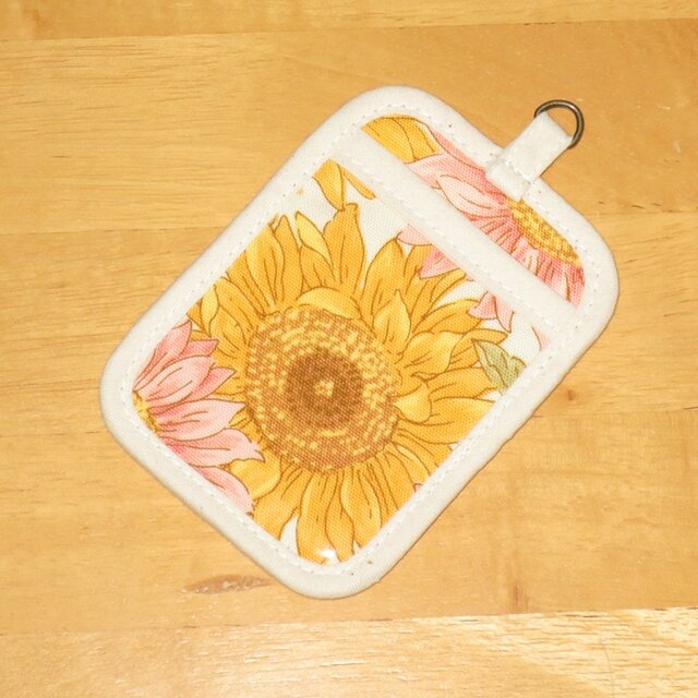 パスケース☆ひまわり柄（イエロー） | iichi 日々の暮らしを心地よく