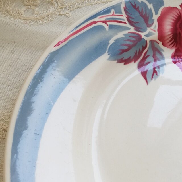 フランス SARREGUEMINES ANTINEA サルグミンヌ レッドローズ フラット