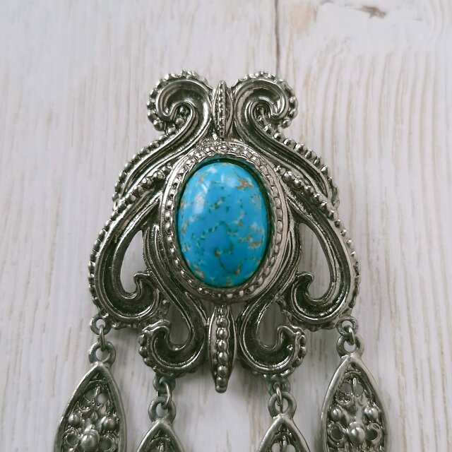 bohemian faux turquoise dangle ヴィンテージブローチ | iichi 日々の