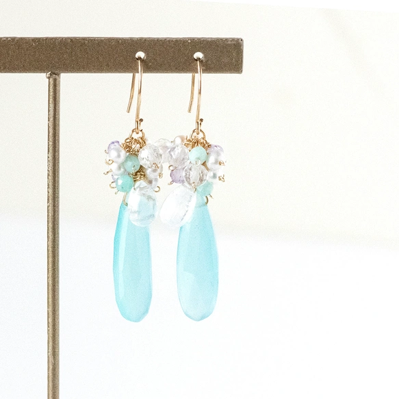 海風の花束｜シーブルカルセドニーとレインボームーンストーンの天然石
