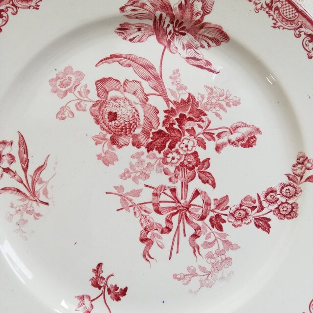 フランス サルグミンヌ SARREGUEMINES FONTANGES レッドフラワー