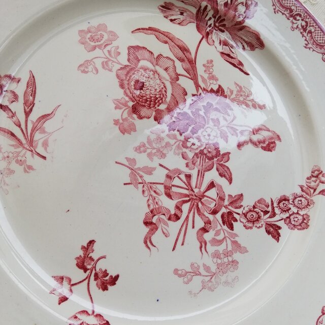 フランス サルグミンヌ SARREGUEMINES FONTANGES レッドフラワー