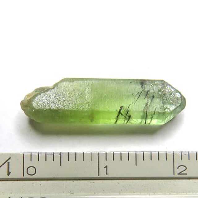 特選一点物】パキスタン産 トルマリンインペリドット 7ct 柱状結晶原石