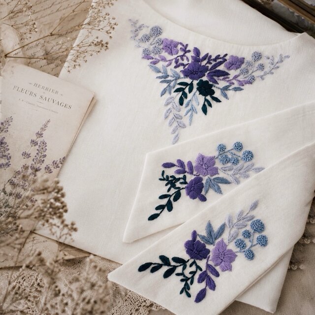 図案と刺繍糸セット〉Blue Herbarium －襟・リボンタイ－ | iichi 日々