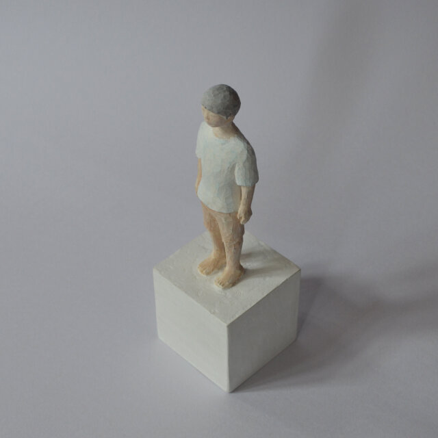 木彫りの人 | iichi 日々の暮らしを心地よくするハンドメイドや