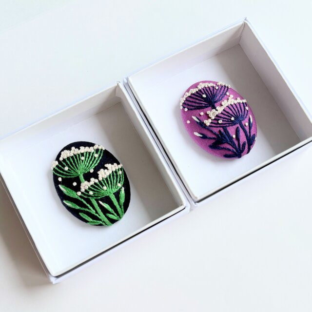 小さなお花の刺繍ブローチ・botanical#498 | iichi 日々の暮らしを