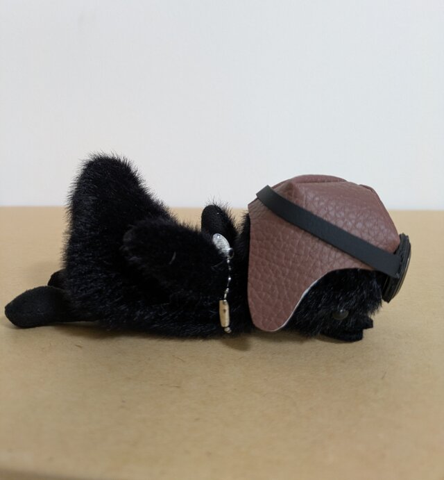 ハンドメイド* ぬいぐるみ*カラス君*フライトキャップ ハンドメイド☆ぬいぐるみ☆カラス君☆フライトキャップ | iichi 日々
