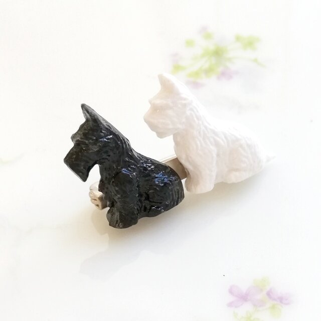 GROSSE グロッセ ワンちゃん 犬 ドッグ dog モチーフ ブローチ