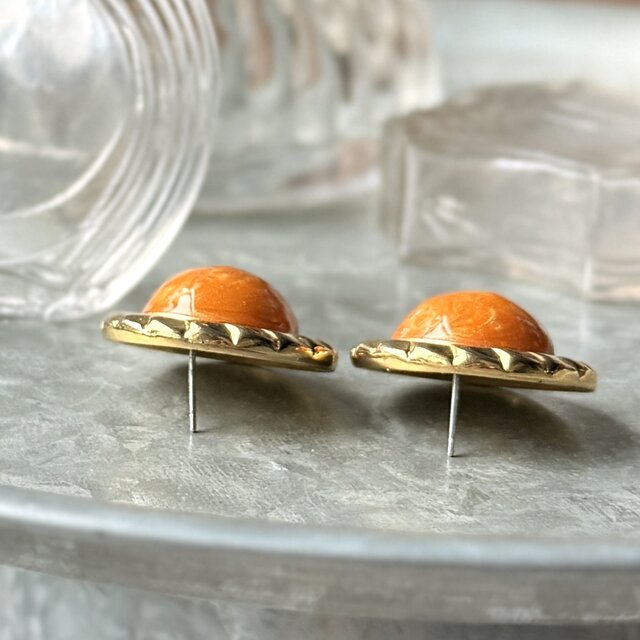 P811-ヴィンテージピアス U.S.A. 1970-80's Apricot Orange Cabochon