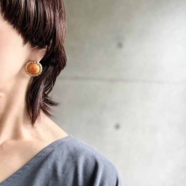 P811-ヴィンテージピアス U.S.A. 1970-80's Apricot Orange Cabochon