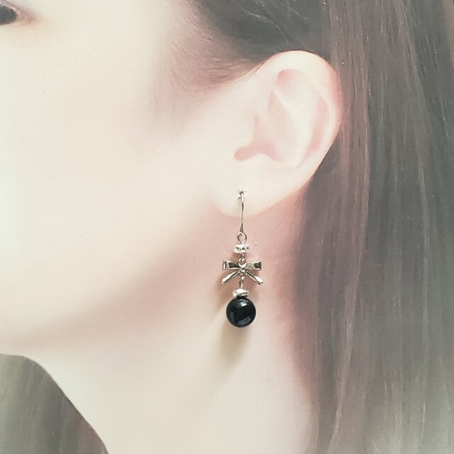 オニキス×シルバー リボン＊ピアス＊天然石＊大人可愛い＊サージカル