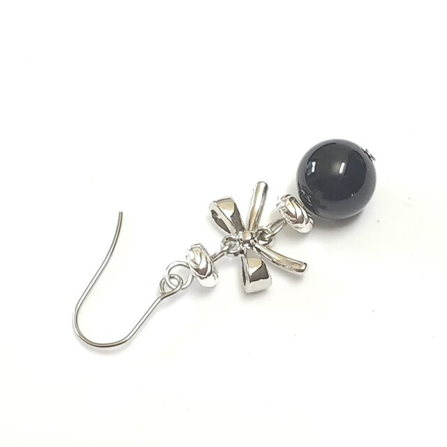 オニキス×シルバー リボン＊ピアス＊天然石＊大人可愛い＊サージカル
