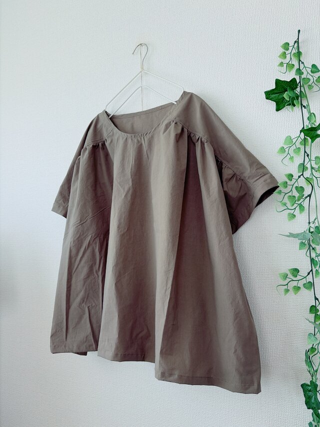 コットンギャザーブラウス | iichi 日々の暮らしを心地よくする