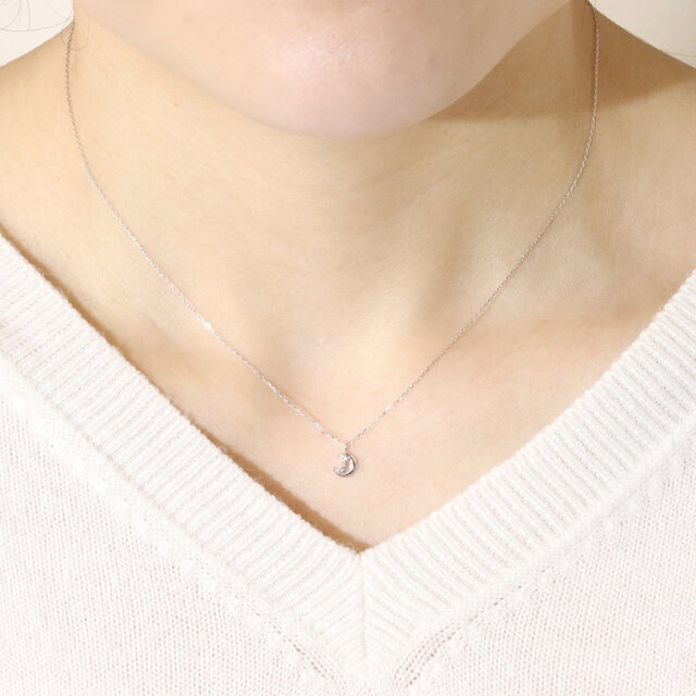 プラチナ 0.02ct 三日月ダイヤモンドペンダント ネックレス Pt900 