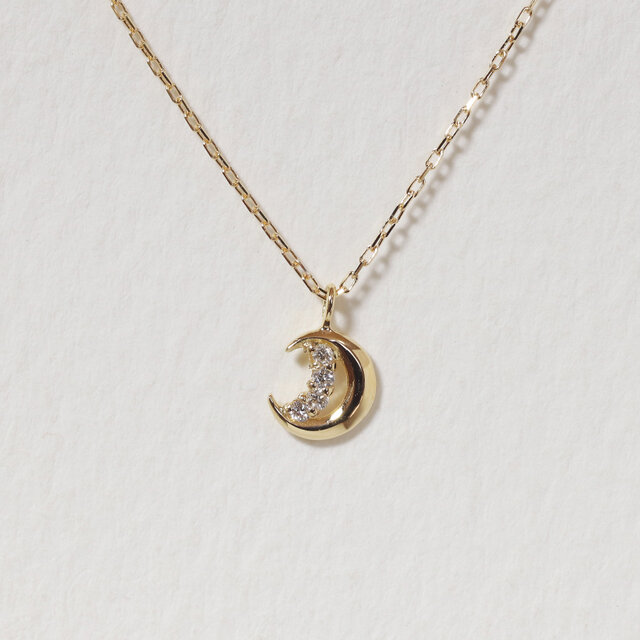 K18 0.02ct 三日月ダイヤモンドペンダント ネックレス 18金 星 月