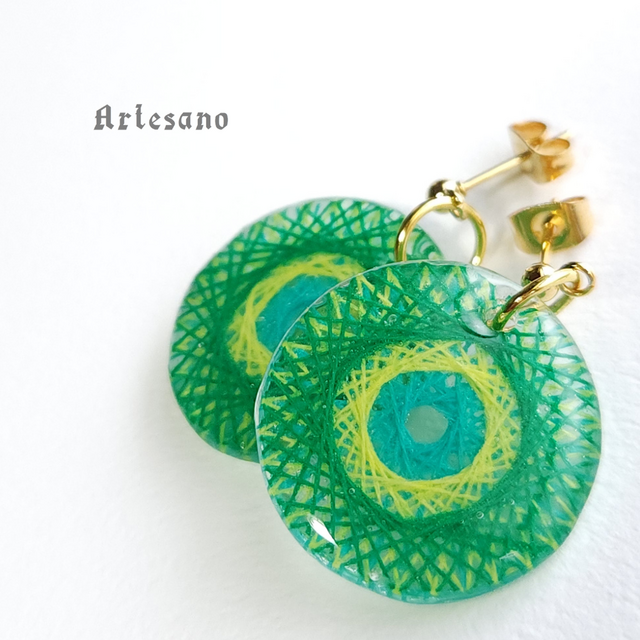 曼荼羅 ピアス ～Green×Yellow～ *Artesano* | iichi 日々の暮らしを