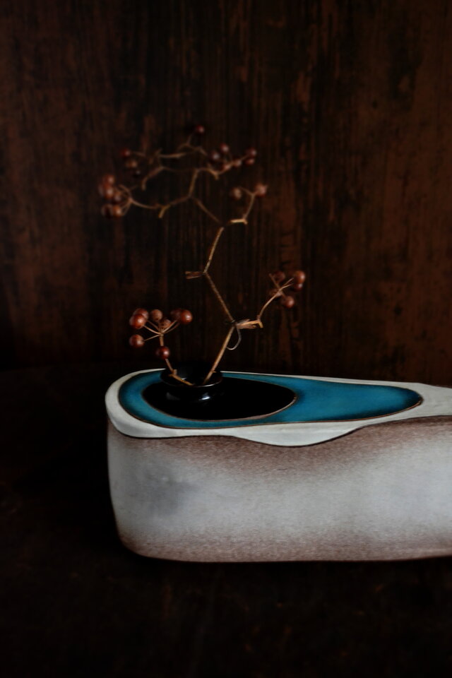 惹かれるデザイン 花器 在銘あり | iichi 日々の暮らしを心地よくする