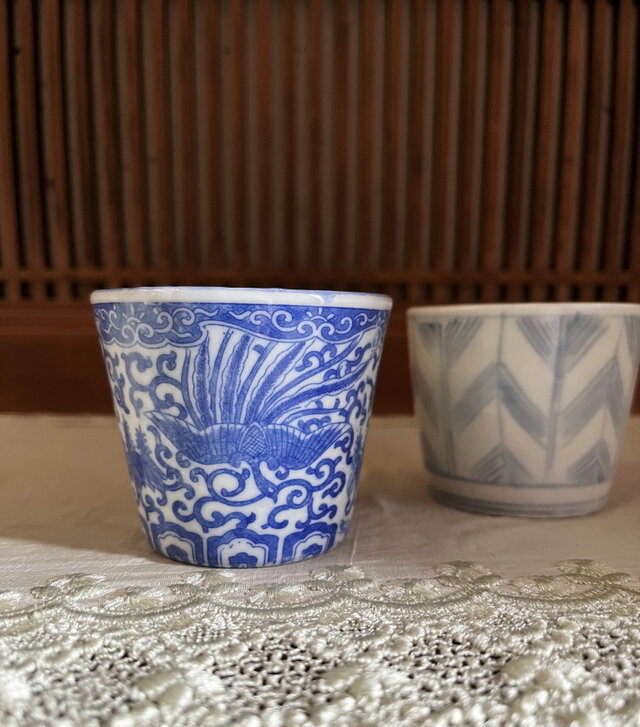 そば猪口 染付 印判鳳凰桐紋一客 染付矢羽根紋一客 yk317 | iichi 日々