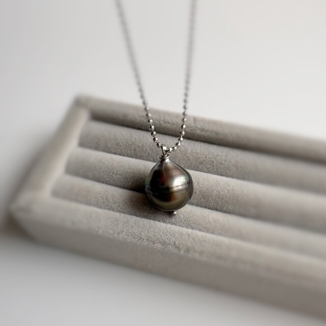 【一点物❣️】本真珠大玉30㍉虹色　バロックパール ネックレス職人ハンドメイド 一点もの Tahitian Baroque Pearl Necklace | iichi 日々の暮らしを