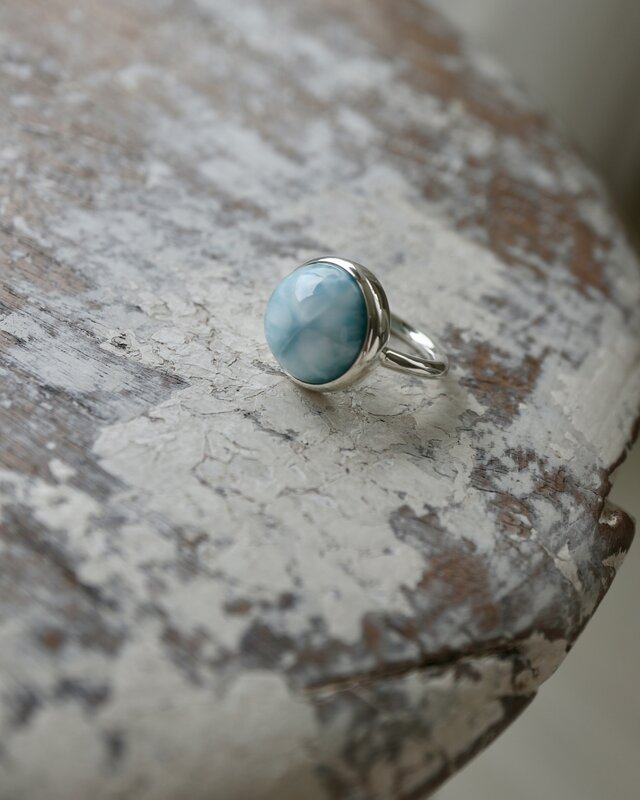 カリブ海のlarimar]ring | iichi 日々の暮らしを心地よくする