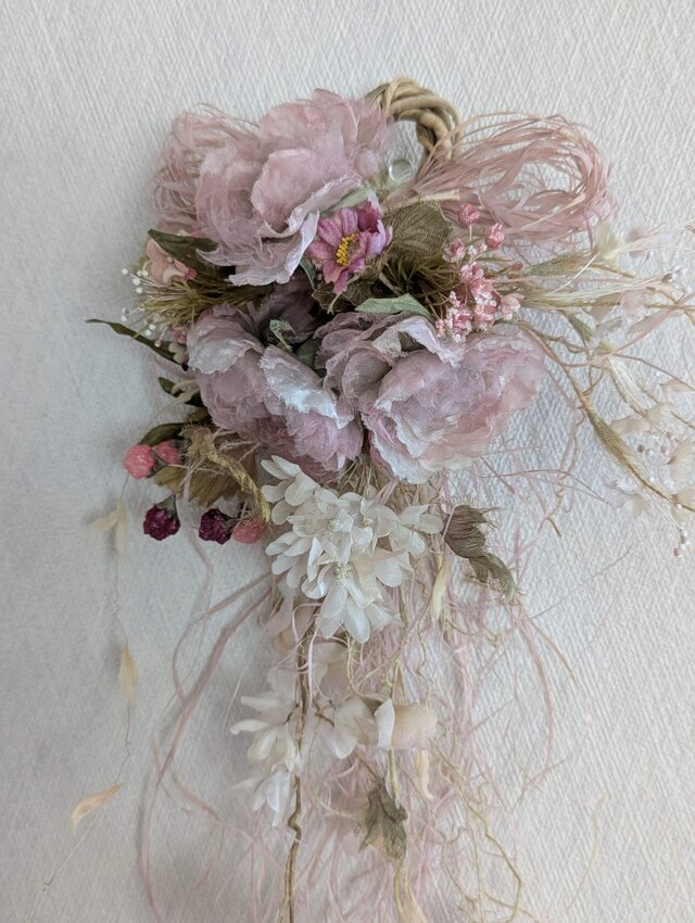 布花 淡いピンク色のバラリース / 00147 | iichi 日々の暮らしを