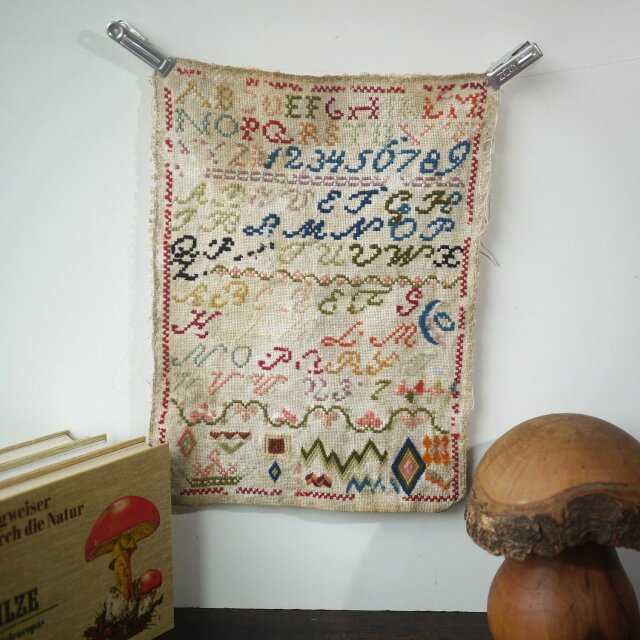アンティーク サンプラー 毛糸刺繍 フランス | iichi 日々の暮らしを