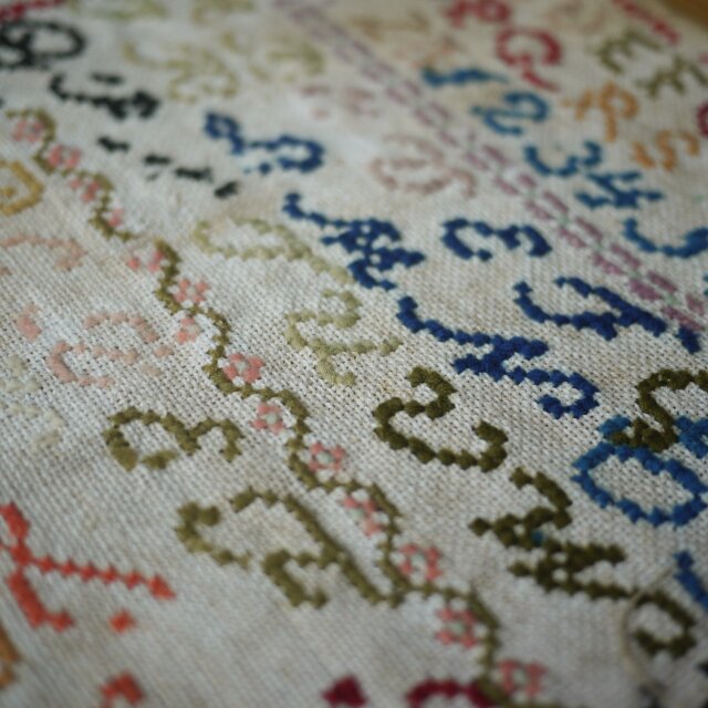 アンティーク サンプラー 毛糸刺繍 フランス | iichi 日々の暮らしを