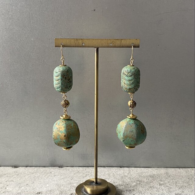 Vintage 90s USA retro green wood beads pierce | iichi 日々の暮らし