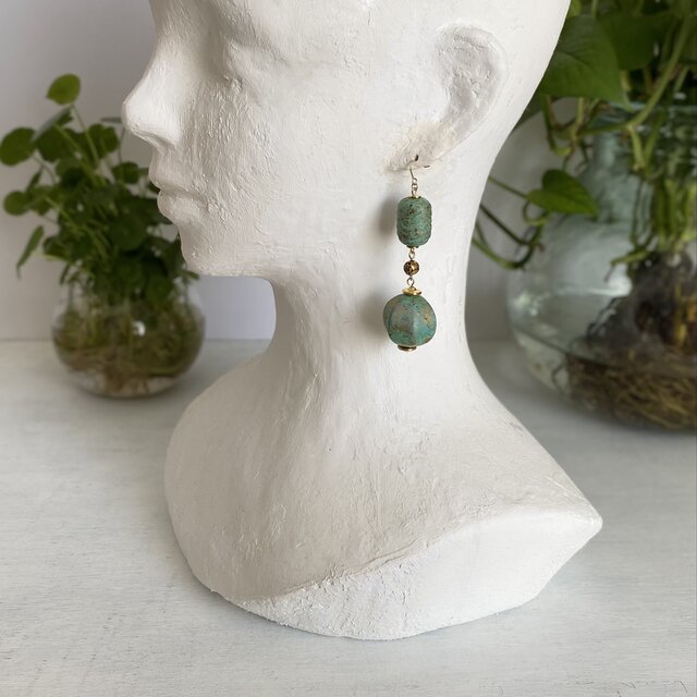 Vintage 90s USA retro green wood beads pierce | iichi 日々の暮らし