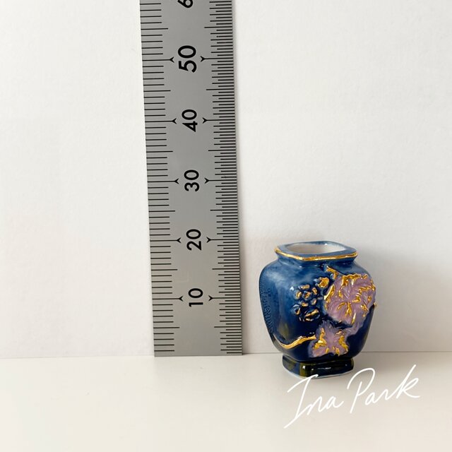フランス　リュネヴィル　花瓶 リュネヴィル陶磁器 花と虫の装飾花瓶のフェーブ フェーヴ フランス製