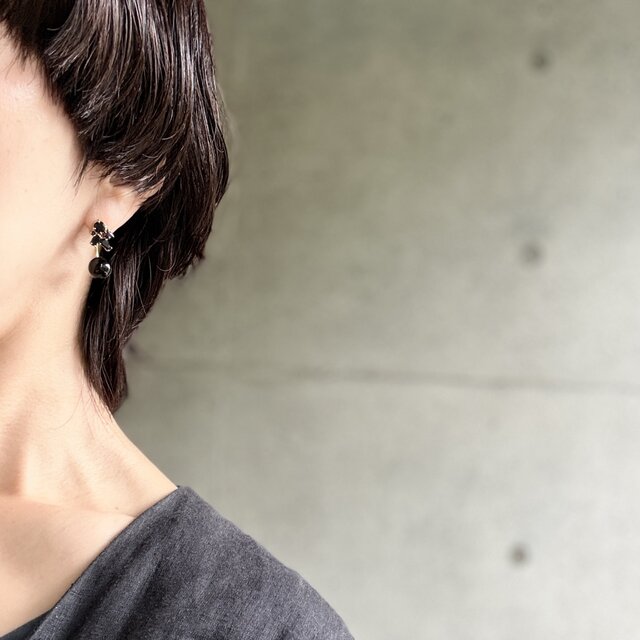 P820-ヴィンテージピアス U.S.A. Black Rhinestone × Ball 2way Ear