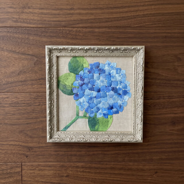 poritorie オーバルフレーム 額 植物図鑑風 紫陽花 刺繍 紫陽花の刺繍フレーム ＊送料無料＊ | iichi 日々の暮らしを心地よく