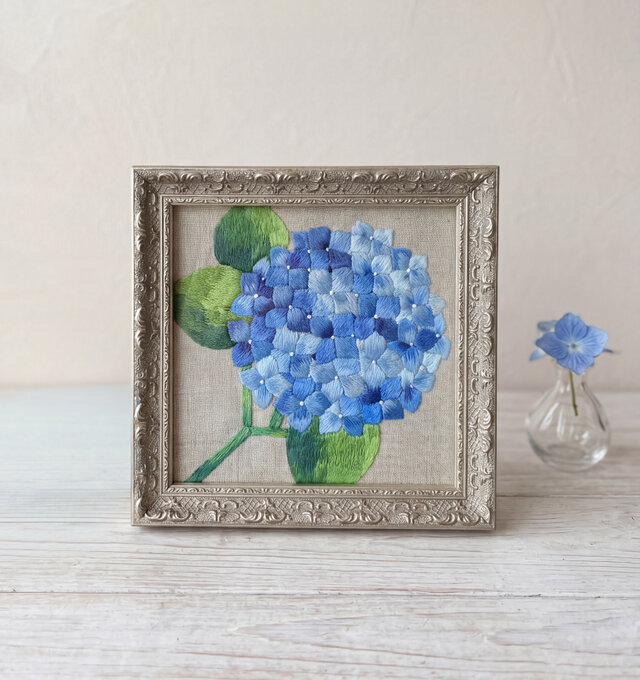 紫陽花の刺繍フレーム ＊送料無料＊ | iichi 日々の暮らしを心地よく